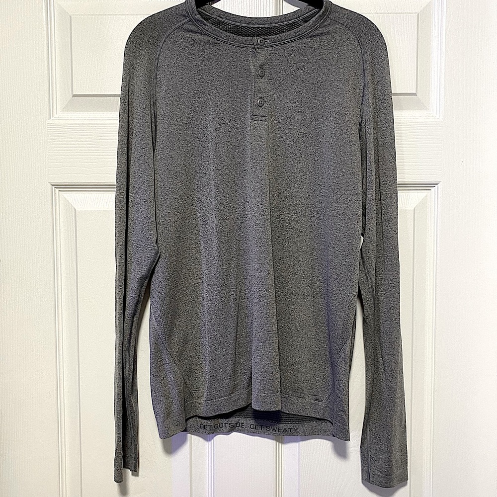 Lululemon 5 Year Basic Long Sleeve Henley - Medium